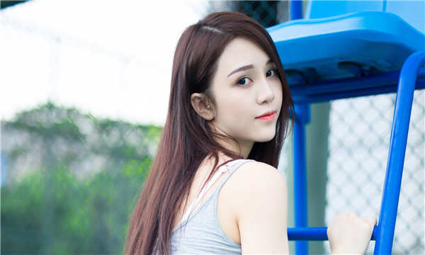 宏伟如何选择靠谱的试管代育生子机构，助您拥有自己的孩子